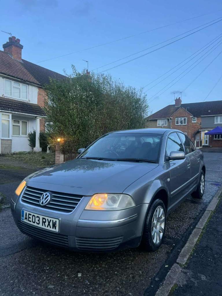 Volkswagen, PASSAT, Saloon, 2003, Manual, 1896 (cc), 4 doors
