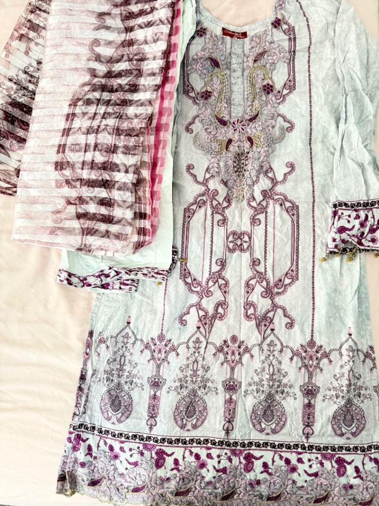 Pastel Mint & Purple Embroidered Lawn 3 piece Suit
