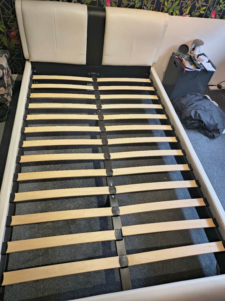 Small double bed frame 