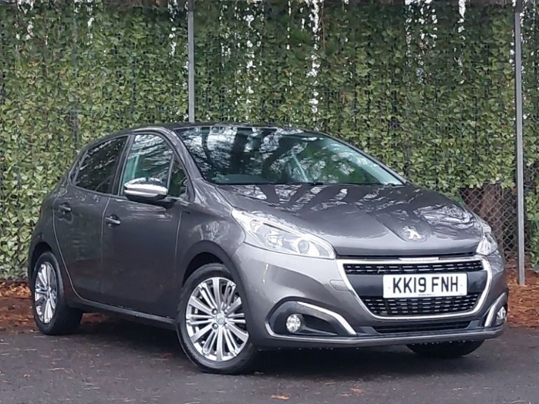 Peugeot, 208, Hatchback, 2019, Manual, 1199 (cc), 5 doors