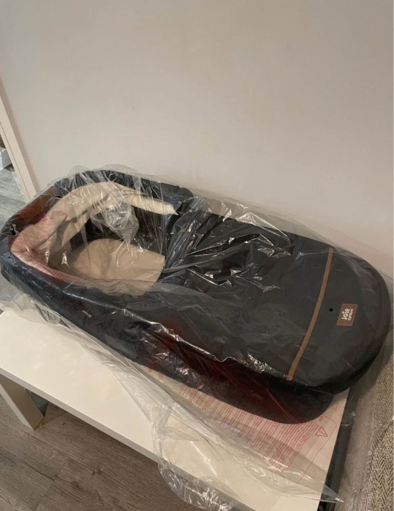 Brand New Joie Carry Cot Ramble 