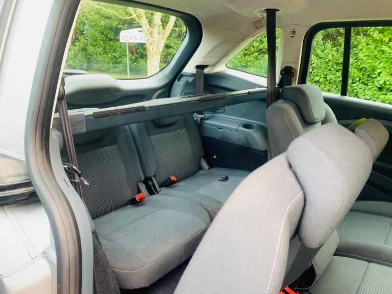 2013 Ford Grand C-Max 1.6 TDCi Zetec Euro 5 5dr MPV Diesel Manual