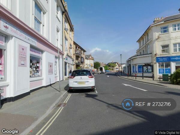 1 bedroom flat in Albert Road, Sandown, PO36 (1 bed) (#2732716)