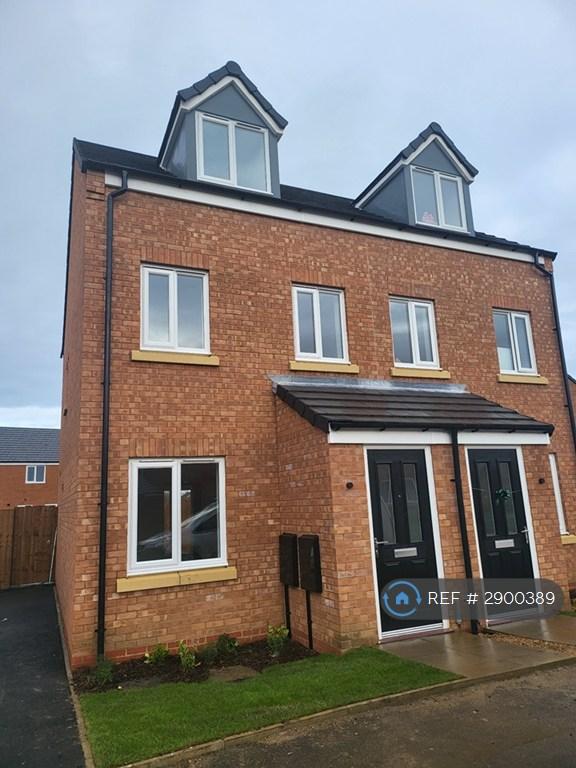 3 bedroom house in Constantine Drive, Peterborough, PE2 (3 bed) (#2900389)