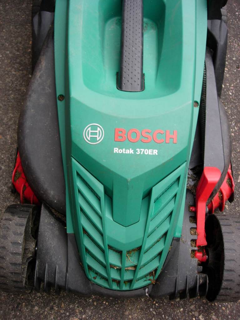 Bosch Rotak 370ER Rotary Lawnmower