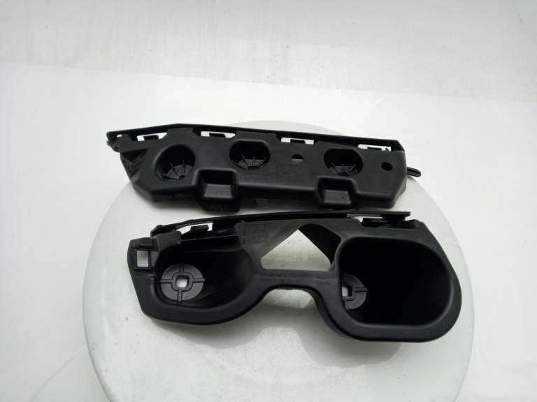Skoda Fabia Rear Bumper Bracket 2021-2026 6ve807394