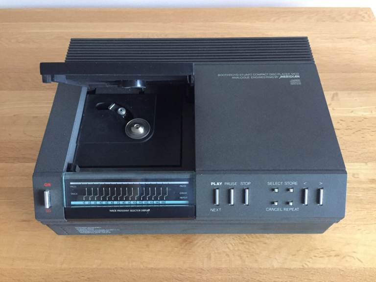 MERIDIAN Pro MCD PRO Compact Disc Player