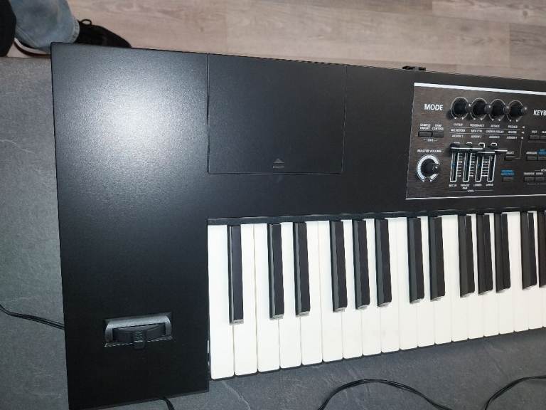 Roland juno ds88 electric piano/synth