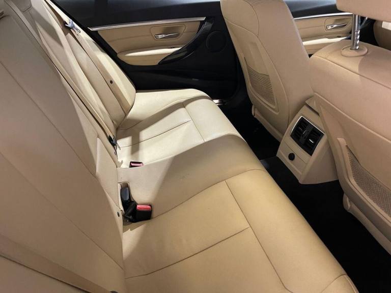 2017 BMW 3 Series 2.0 330e 7.6kWh Luxury Saloon 4dr Petrol Plug-in Hybrid Auto Euro 6 (s/s) ( Sal...