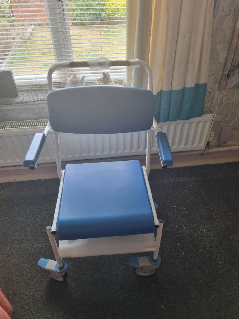 Disability chair for bathroom 