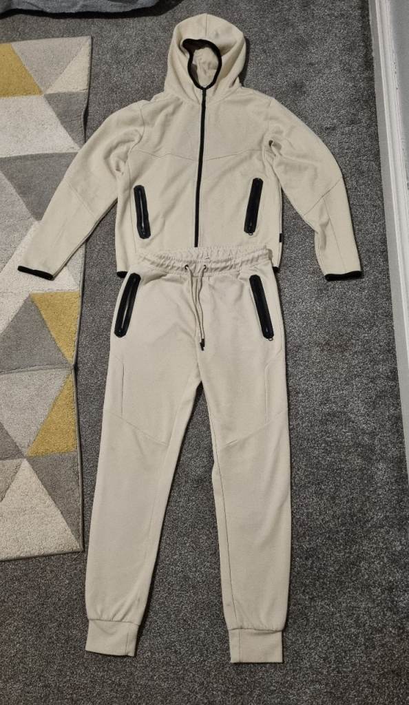 Size Small Jack and Jones Cream Tracksuit Set Excellent Condition 