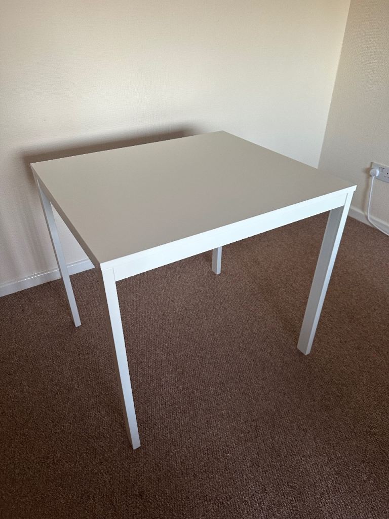 IKEA VANGSTA Extendable Dining Table – White