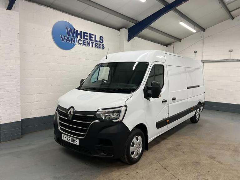 2023 Renault Master Master 2.3 dCi 35 Business+ FWD LWB Medium Roof Euro 6 4dr Panel Van Diesel M...