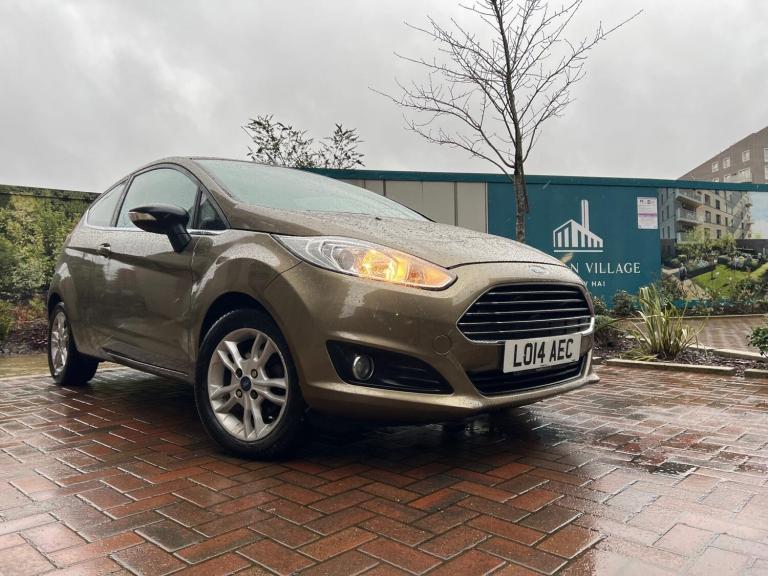 2014 Ford Fiesta 1.25 Zetec Euro 5 3dr HATCHBACK Petrol Manual