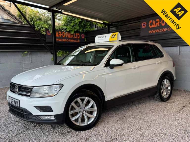 VOLKSWAGEN TIGUAN 2.0 TDI BlueMotion Tech SE Navigation White Manual Diesel 2016