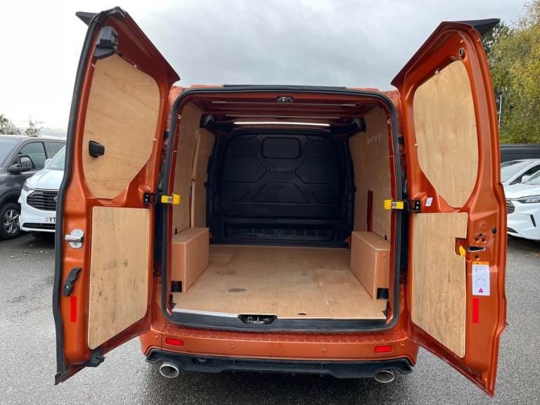 2023 Ford Transit Custom 2.0 EcoBlue 170ps Low Roof Limited Van Van DIESEL Manual