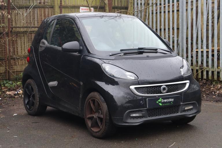 2014 smart fortwo Grandstyle 2dr Softouch Auto 84 **SPARE OR REPAIR** COUPE Petrol Automatic