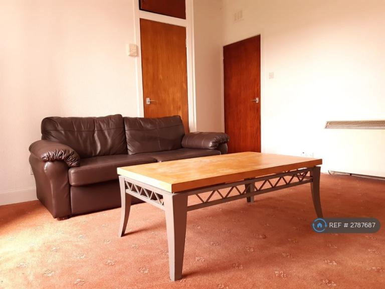 1 bedroom flat in Bright Street, Dundee, DD2 (1 bed) (#2787687)