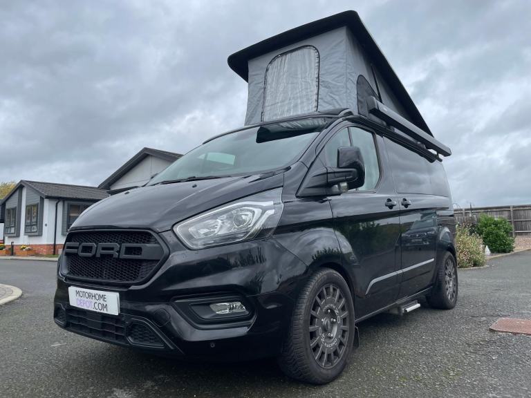 Ford Transit Custom Campervan 4 berth, 5 seat belts