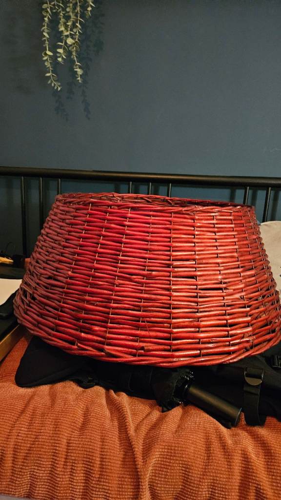Red Wicker Christmas Tree skirt