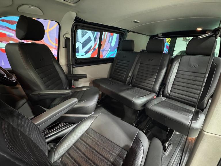 2017 Volkswagen Transporter 2.0 BiTDI BMT 204 Highline Kombi Van 4MOTION Crew Van Diesel Manual