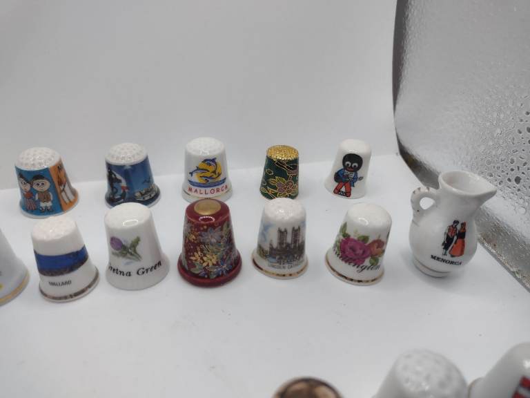image for 30 collectable thimbles 