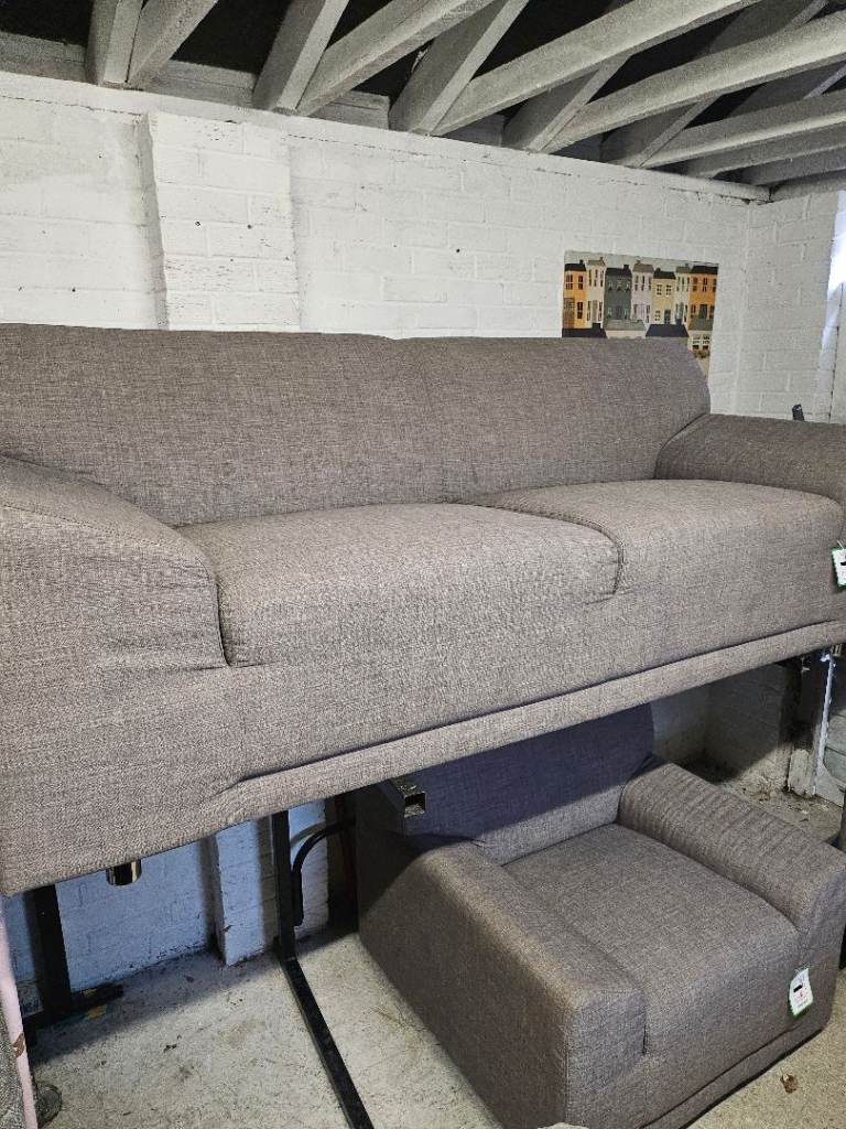 New sofology grey sofa & cuddle chair 