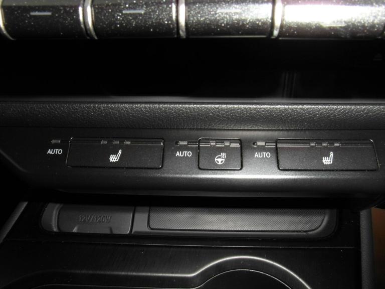 2019 Lexus UX 2.0 250h F Sport (Premium Plus) SUV 5dr Petrol Hybrid E-CVT Euro 6 (s/s) (1 ESTATE ...