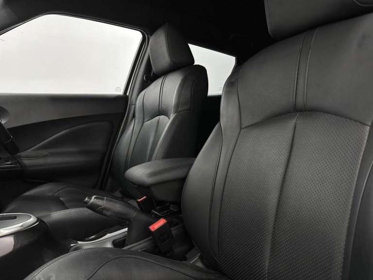 2017 Nissan Juke Tekna XTRON Euro 6 5dr 