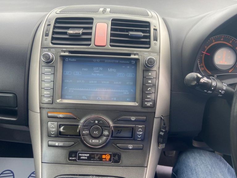 2008 Toyota Auris TR VVT-I HATCHBACK Petrol Manual