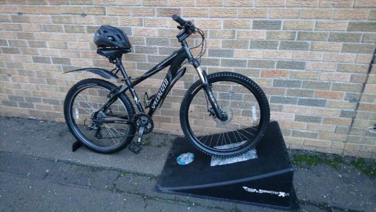 image for INCLUDES EXTRAS WORTH £170!_Specialized Hardrock Sport 24 Speed Mountain Bike Small/15 inch_Jump MTB