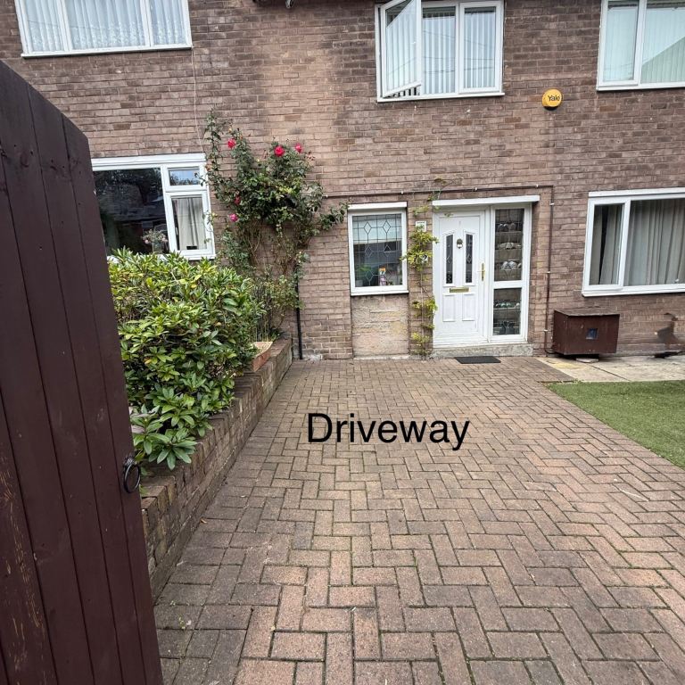 3 Bedroom house Woodseats Road