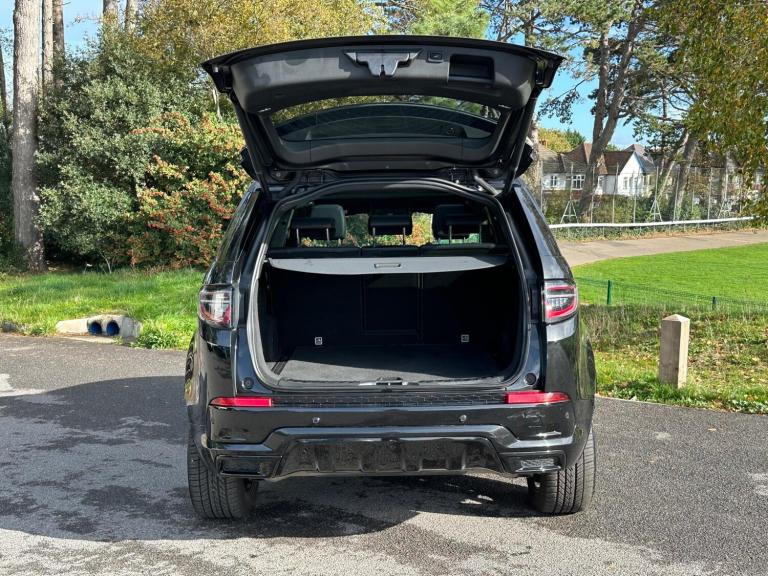 2021 Land Rover Discovery Sport 1.5 P300e 12.2kWh R-Dynamic HSE Auto 4WD Euro 6 (s/s) 5dr ESTATE ...