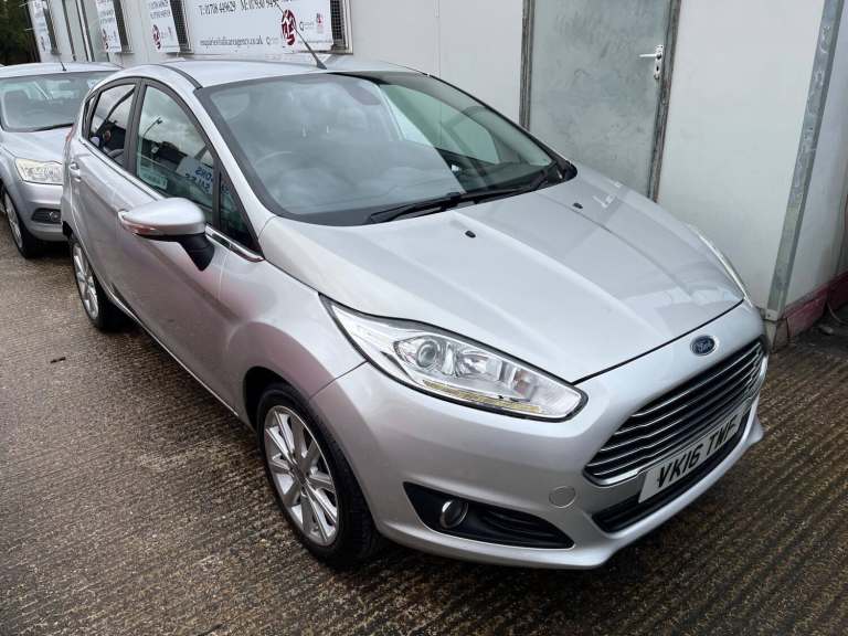 2016 Ford Fiesta 1.0T EcoBoost Titanium Euro 6 (s/s) 5dr HATCHBACK Petrol Manual