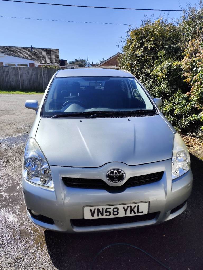 TOYOTA COROLLA Verso, 2009, 109400 miles, 1.8 petrol, 5 doors, 7 seats, MOT till April 2027.