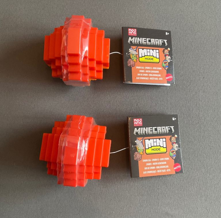 Minecraft mini mode spawn eggs X 2 brand new 