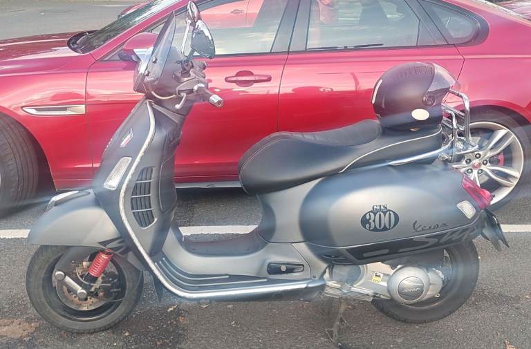 Piaggio VESPA GTS 300 - 2013