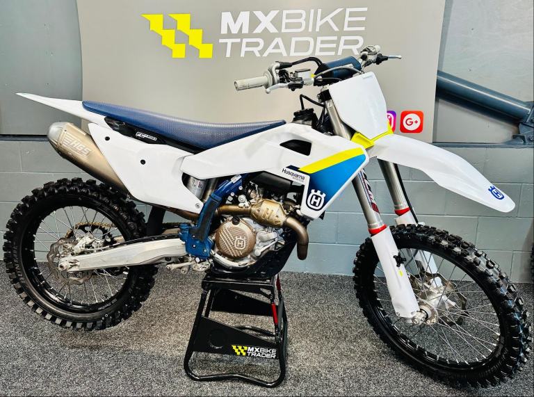 2025 HUSQVARNA FC 450 FC450 - 1 OWNER JUST 15 HOURS - FULL HGS EXHAUST - 250 350