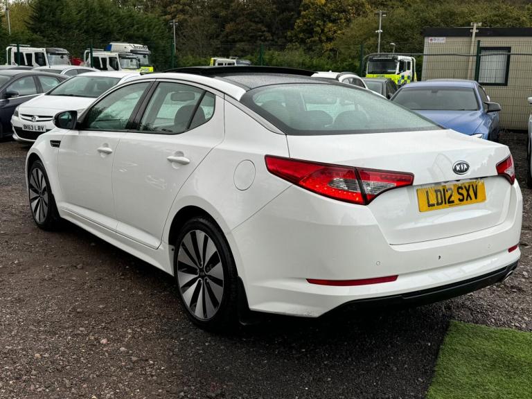 2012 Kia Optima 1.7 CRDi 2 Luxe 4dr Pan Roof Loaded* SALOON Diesel Manual