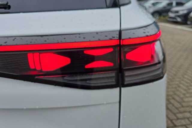 2025 Volkswagen Touran 1.5 eTSI R-Line 5dr DSG7 [7 Seat] + 20' YORK BLACK ALLOYS + BLACK STYLING ...