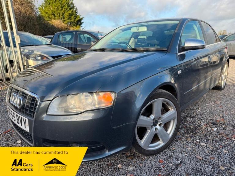 Audi A4 FSI QUATTRO S LINE