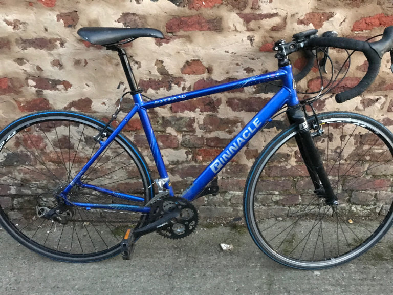 Pinnnacle Auraura 1.0 mens road racer racing bike,. In good order,. UCB 