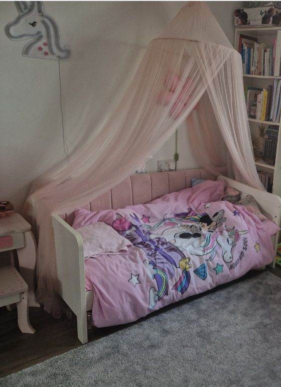pink canopy