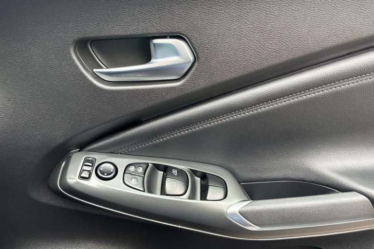 2024 Nissan Juke 1.6 Hybrid N-Connecta 5dr Auto Automatic Hatchback Hybrid Automatic