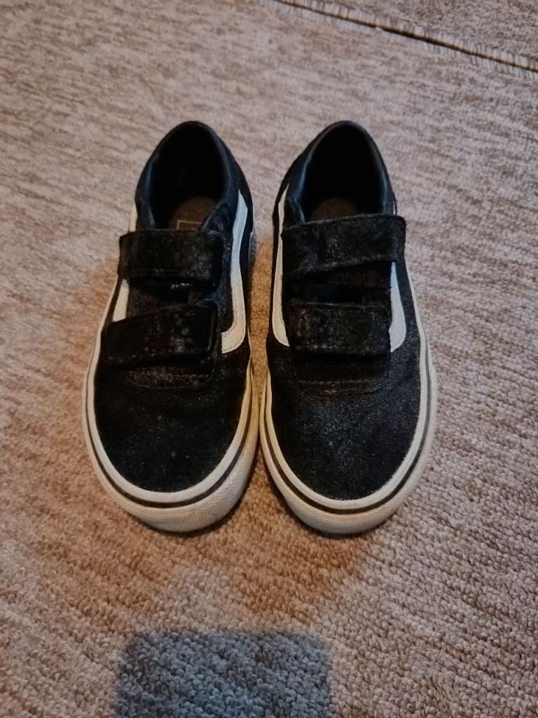 Kids vans size 10