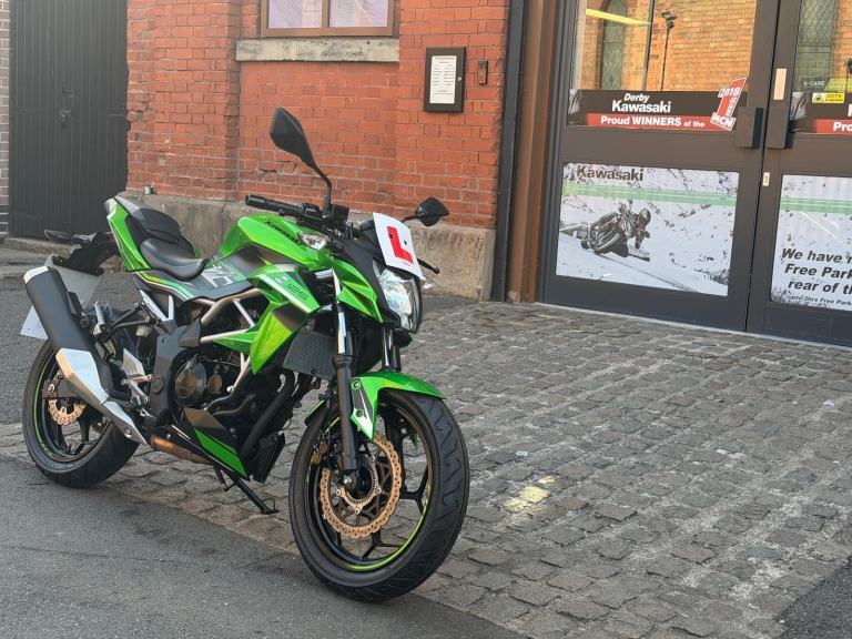 2020 Kawasaki Z125 naked motorcycle in Green - CBT READY
