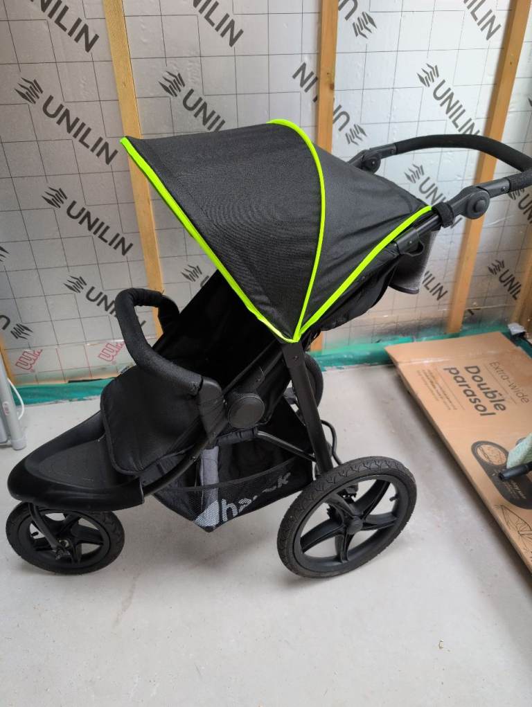 Hauck 3 Wheeler Stroller