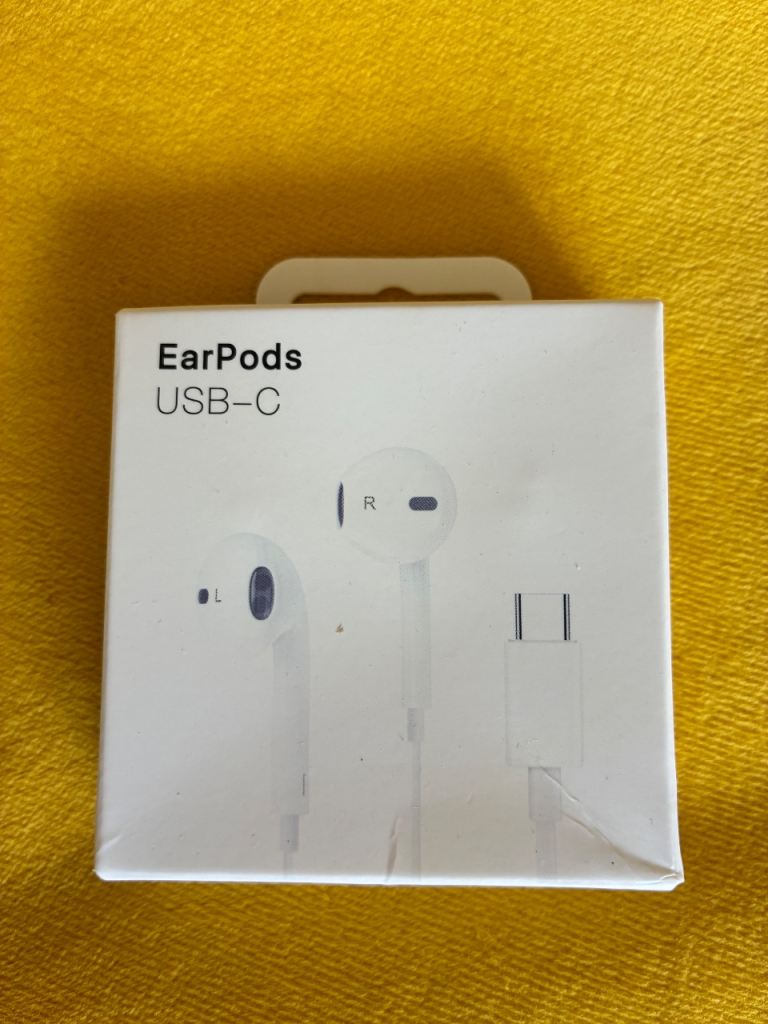 USB-C earphones