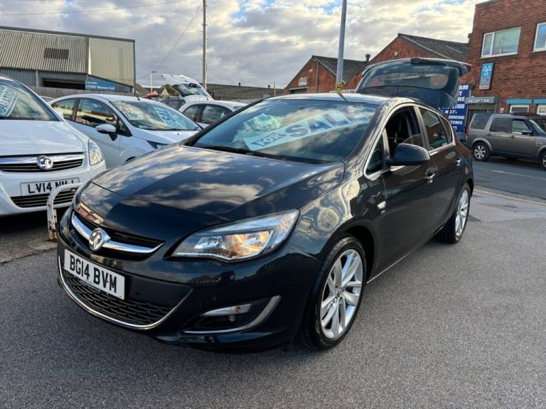 2014 Vauxhall Astra 1.6 16v SRi Hatchback 5dr Petrol Manual Euro 5 (115 ps) Hatchback Petrol Manual