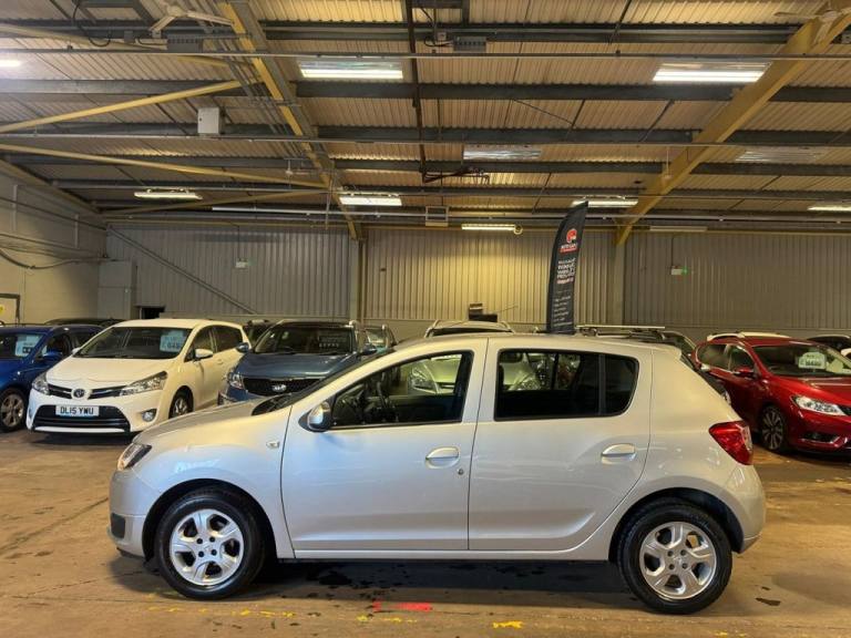 2015 Dacia Sandero 1.5 dCi Laureate 5dr HATCHBACK DIESEL Manual